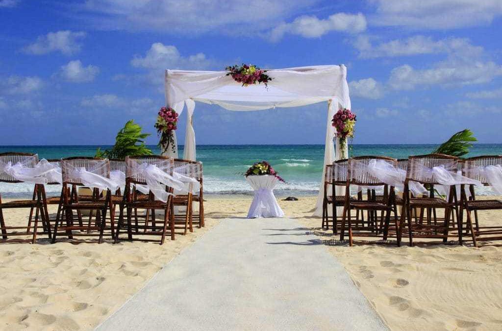 Socios de Krystal “Aceptan” una Luna de Miel en Cancún